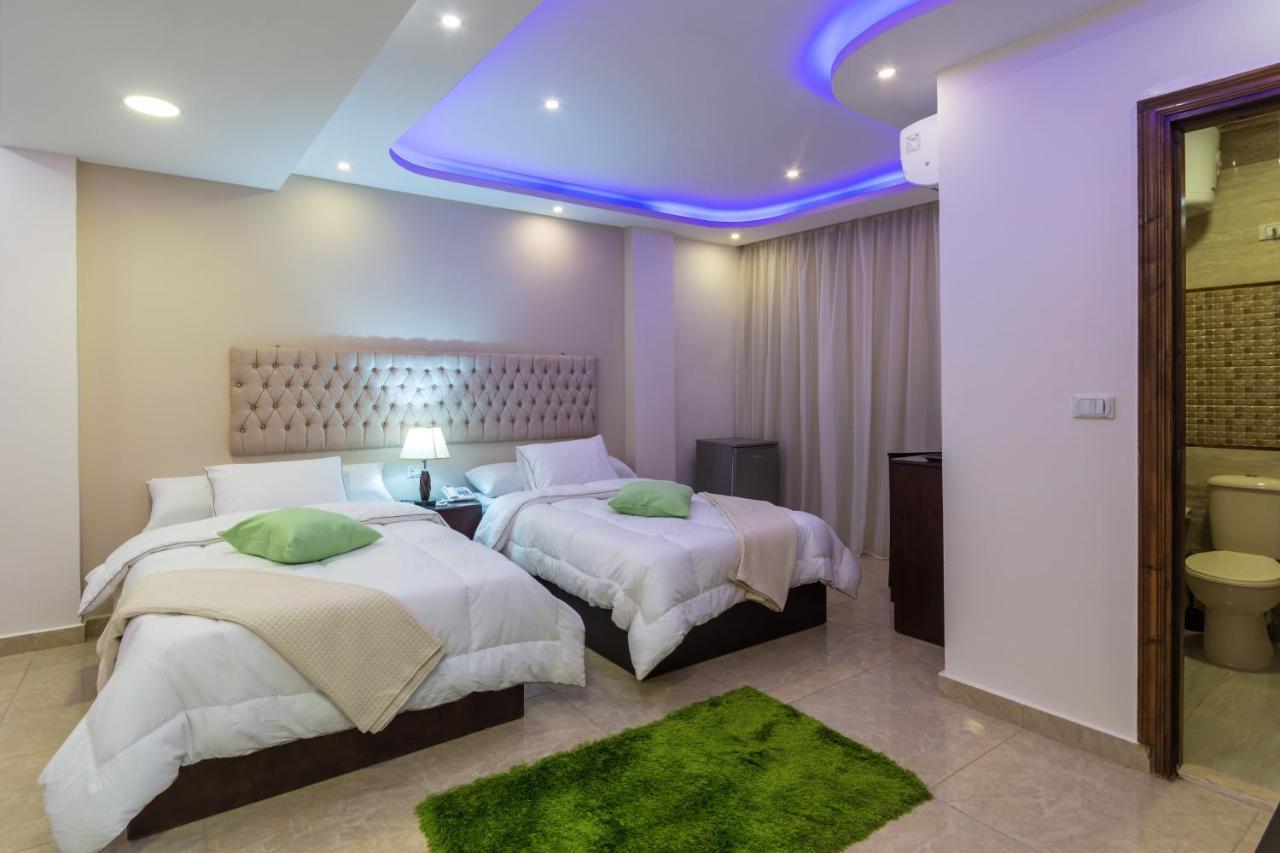 Amon Holiday Pyramids Inn Kafrat al Jabal Exterior photo