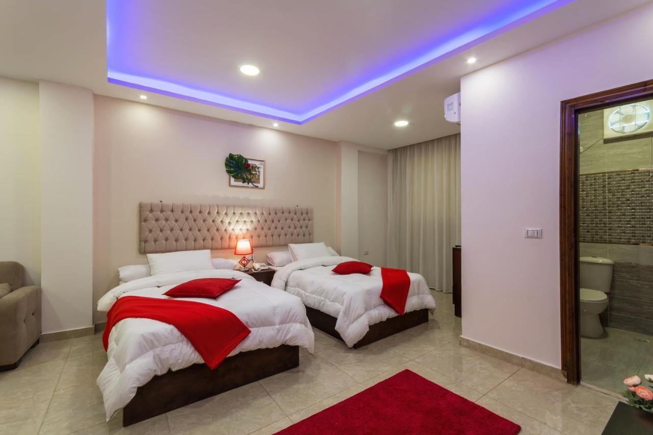 Amon Holiday Pyramids Inn Kafrat al Jabal Exterior photo